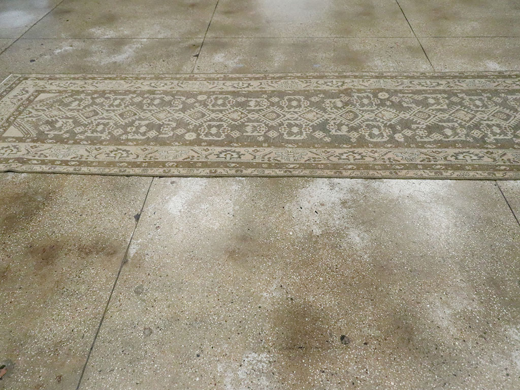 Vintage Persian Malayer Long Runner, No.29820 - Gss