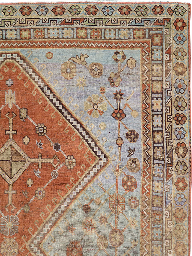 Vintage Persian Shiraz Rug, No.29847 - Gss