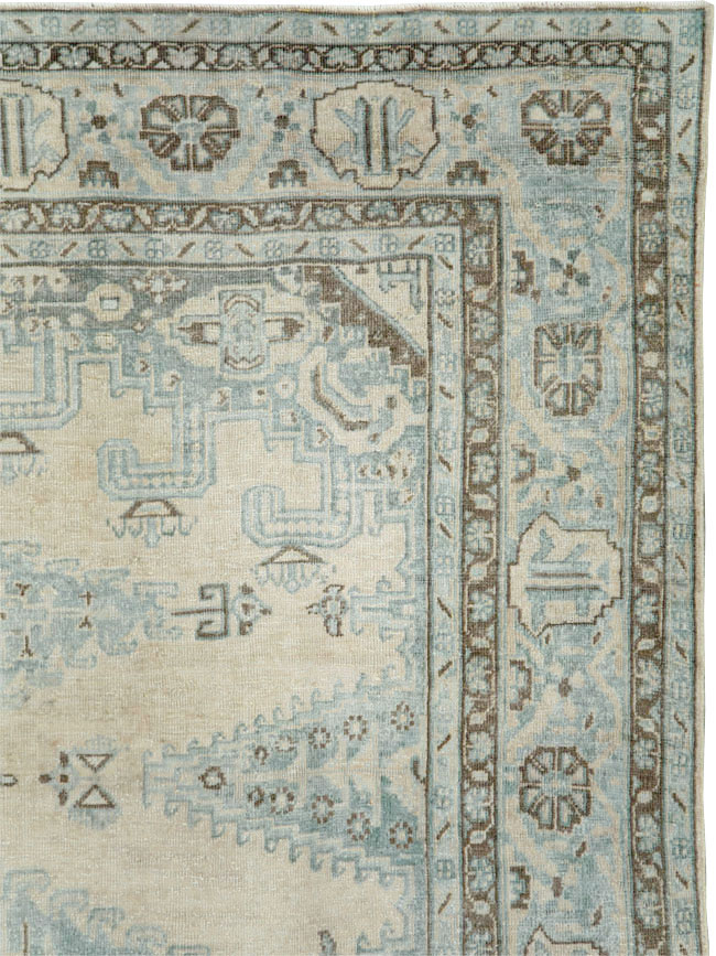 Vintage Persian Veece Accent Carpet, No.29852 - Gss