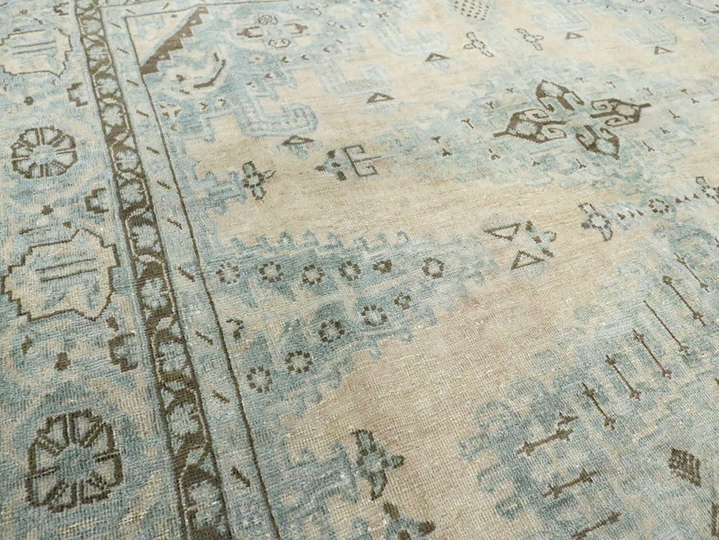 Vintage Persian Veece Accent Carpet, No.29852 - Gss