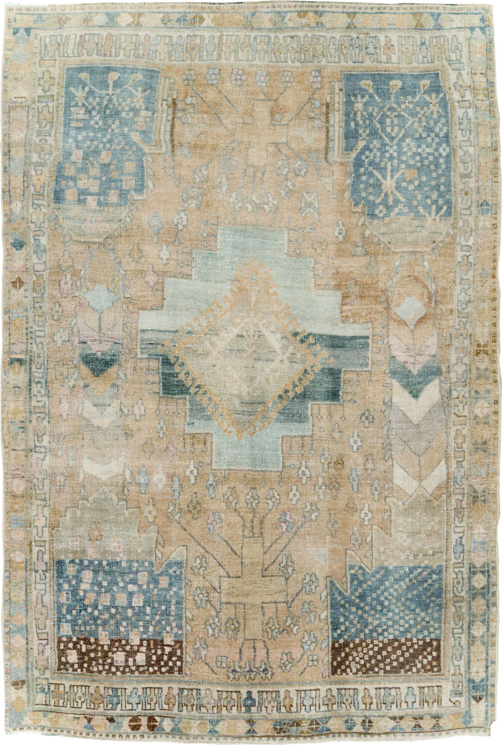 Vintage Persian Shiraz Throw Rug, No.29895 - Gss