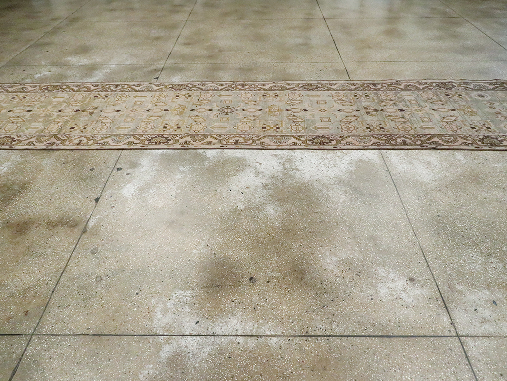 Vintage Persian Malayer Long Runner, No.29908 - Gss