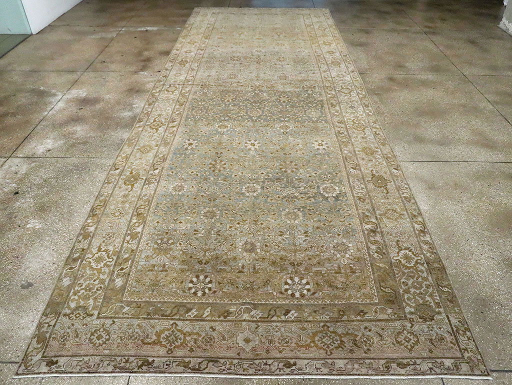 Antique Persian Malayer Gallery Carpet, No.29954 - Gss