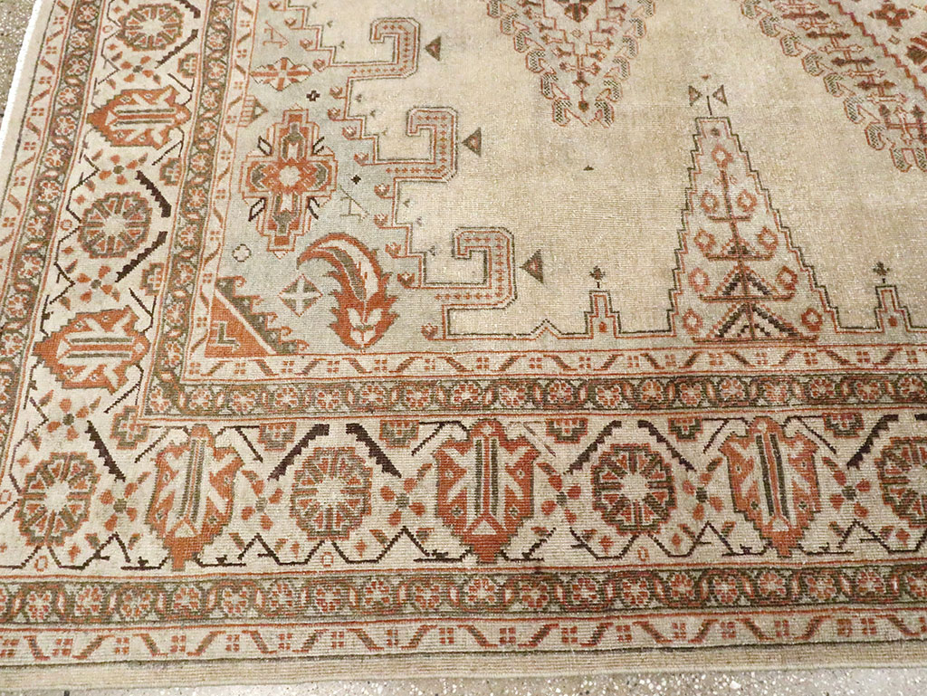 Vintage Persian Veece Carpet, No.29956 - Gss