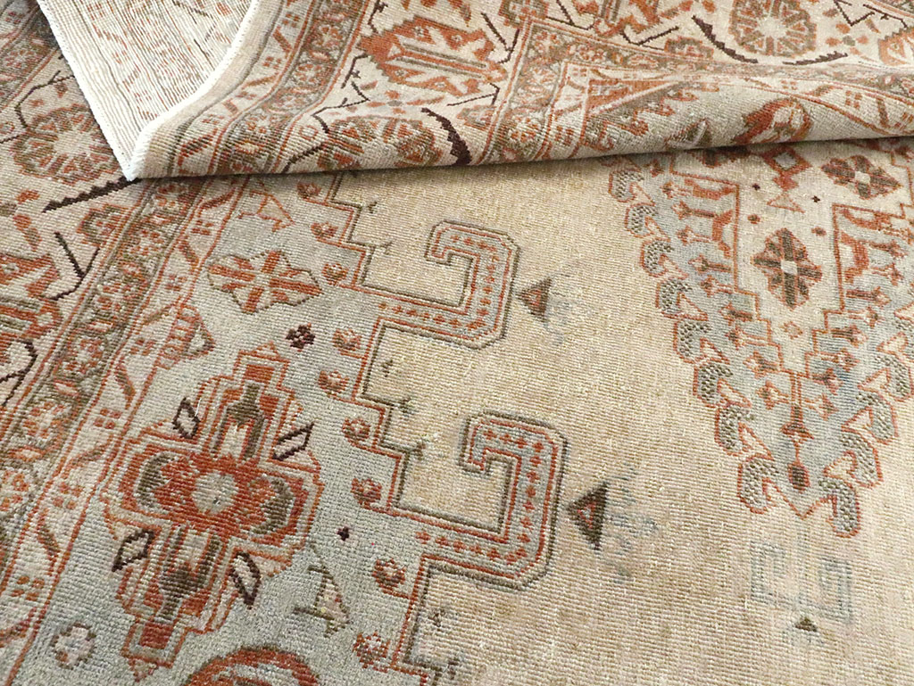Vintage Persian Veece Carpet, No.29956 - Gss