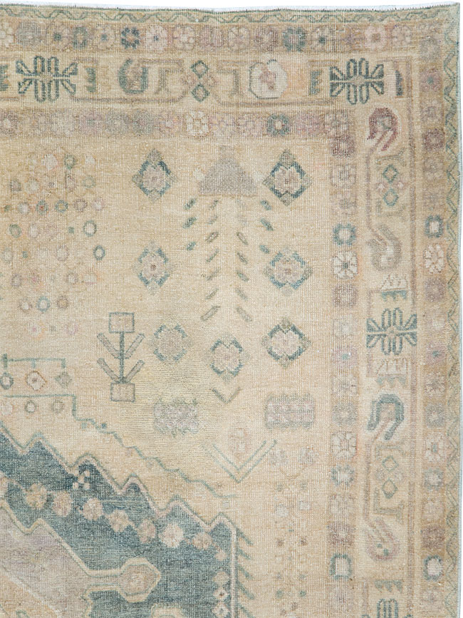 Vintage Persian Shiraz Square Accent Rug, No.30012 - Gss
