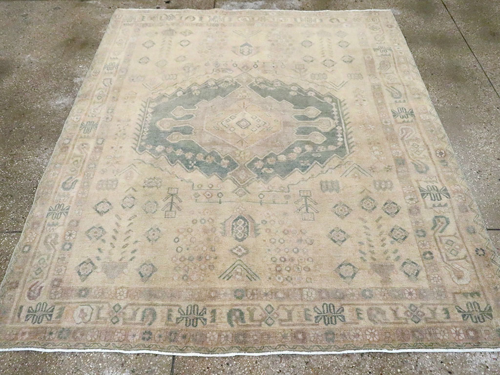 Vintage Persian Shiraz Square Accent Rug, No.30012 - Gss