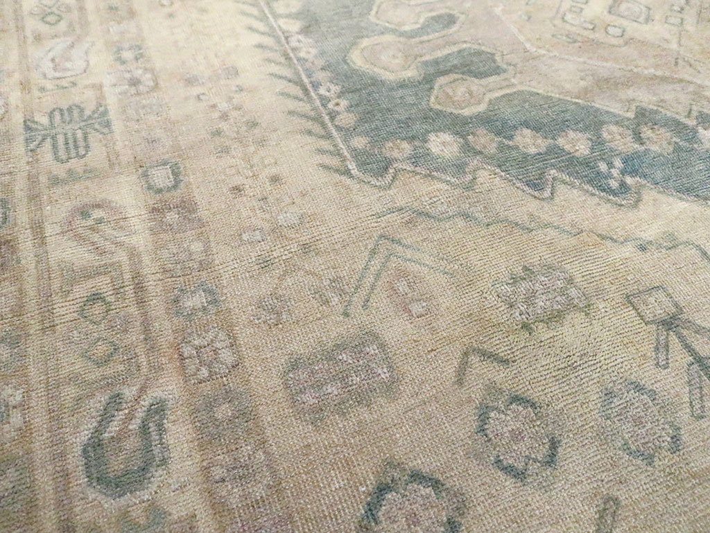 Vintage Persian Shiraz Square Accent Rug, No.30012 - Gss