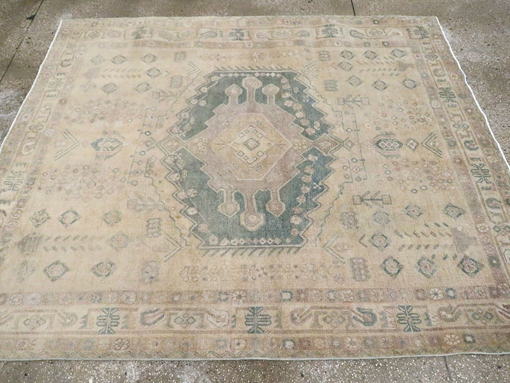 Vintage Persian Shiraz Square Accent Rug, No.30012 - Gss