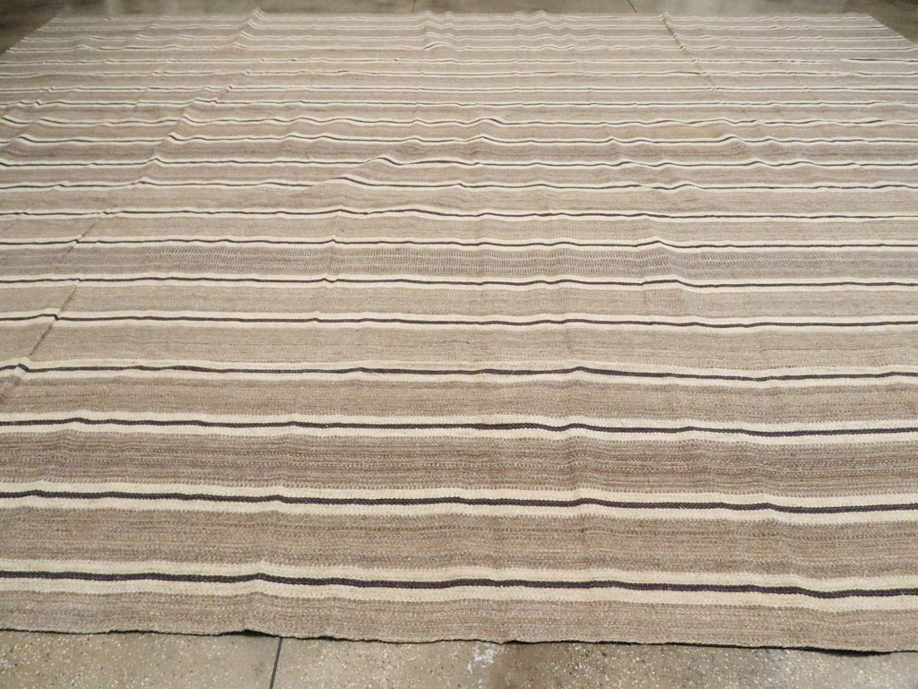 Contemporary Turkish Flatweave Kilim Oversize Carpet, No.30018 - Gss