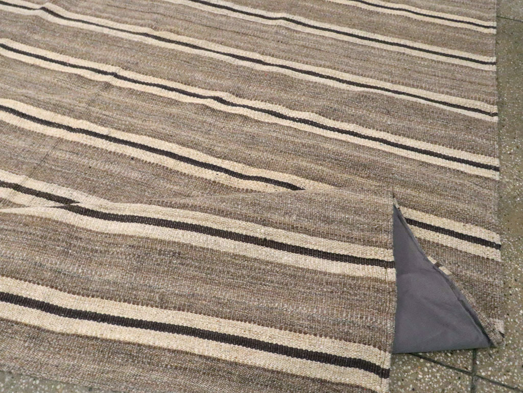 Modern Turkish Flatweave Kilim, No.30023 - Gss