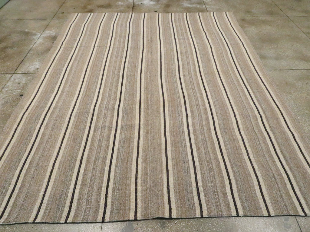 Modern Persian Flatweave Kilim Room Size Carpet, No.30024 - Gss