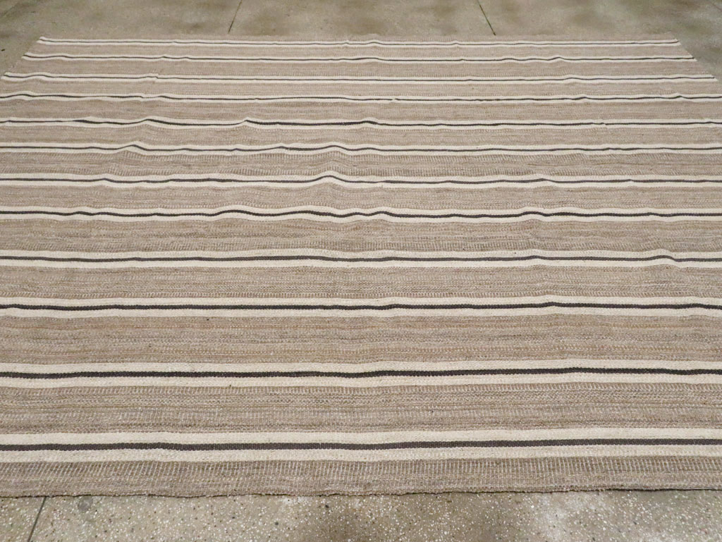 Modern Persian Flatweave Kilim Room Size Carpet, No.30025 - Gss