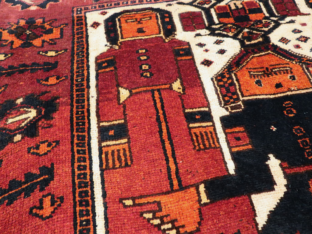 Vintage Persian Pictorial Bakhtiari Rug, No.30029 - Gss