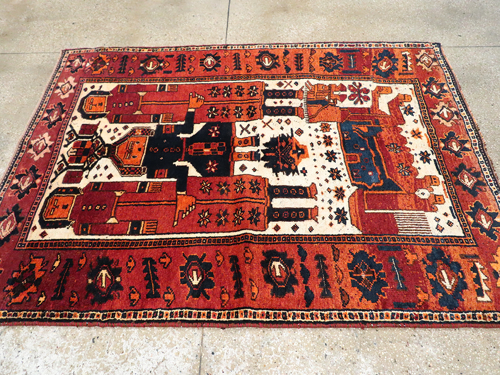 Vintage Persian Pictorial Bakhtiari Rug, No.30029 - Gss