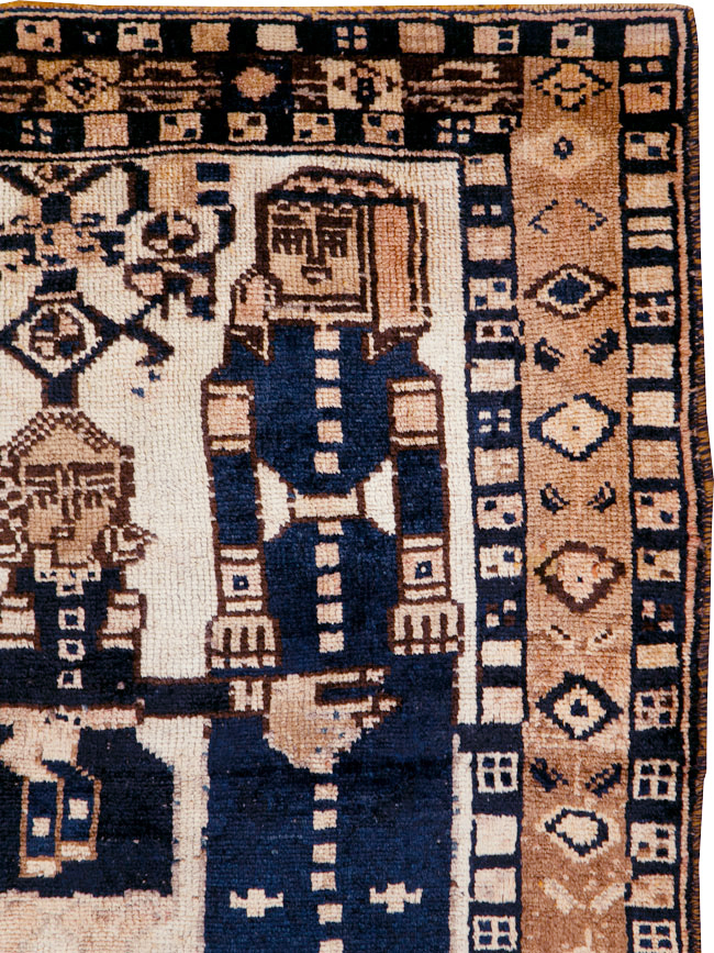 Vintage Persian Bakhtiari Rug, No.30032 - Gss