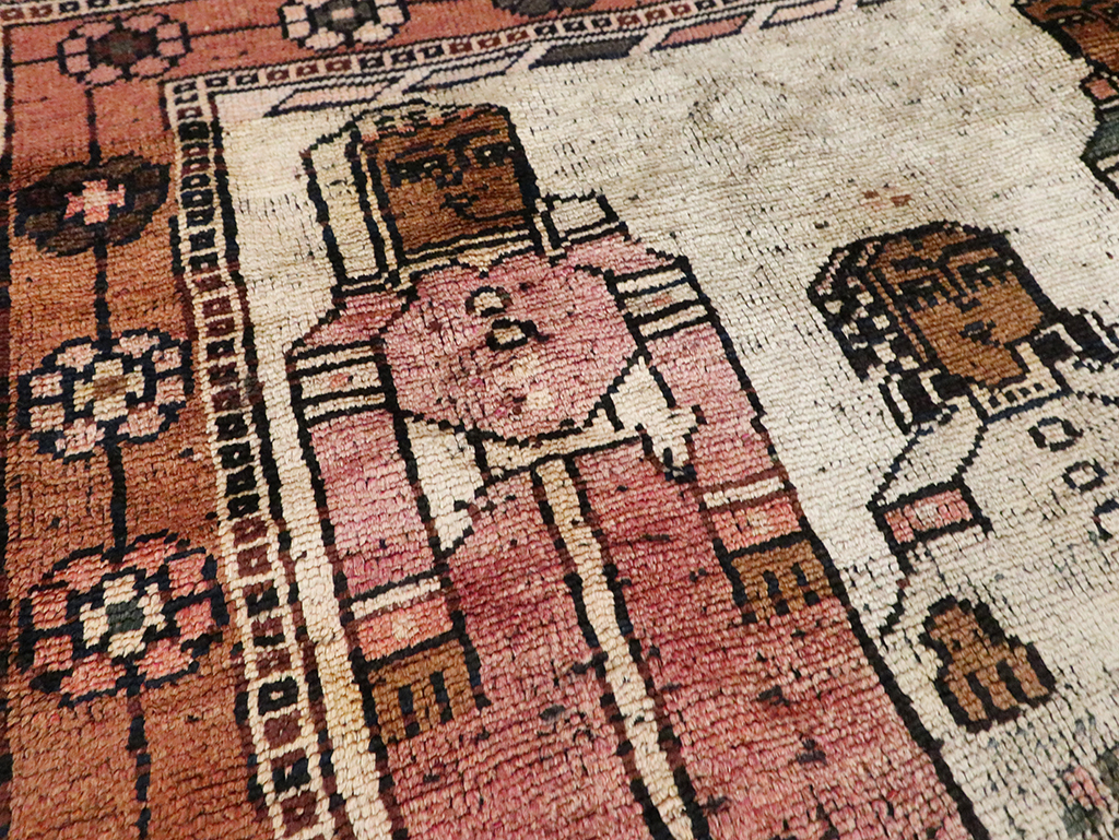 Vintage Persian Bakhtiari Pictorial Rug, No.30035 - Gss