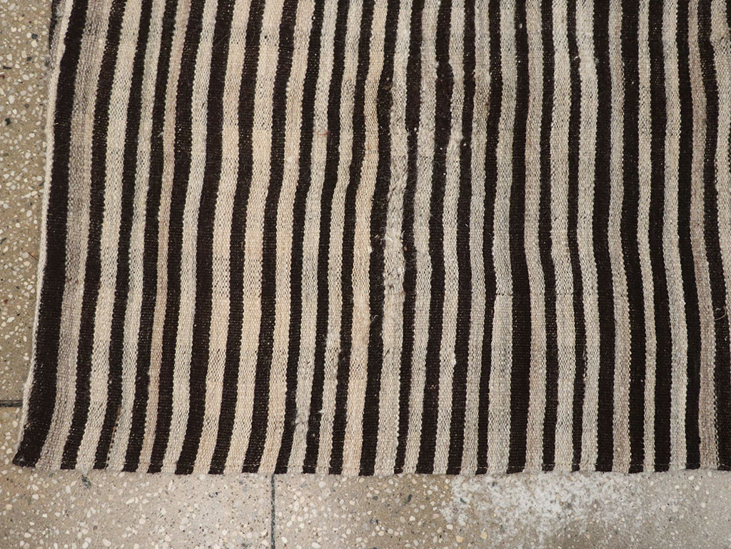 Vintage Persian Flatweave Kilim Runner, No.30046 - Gss