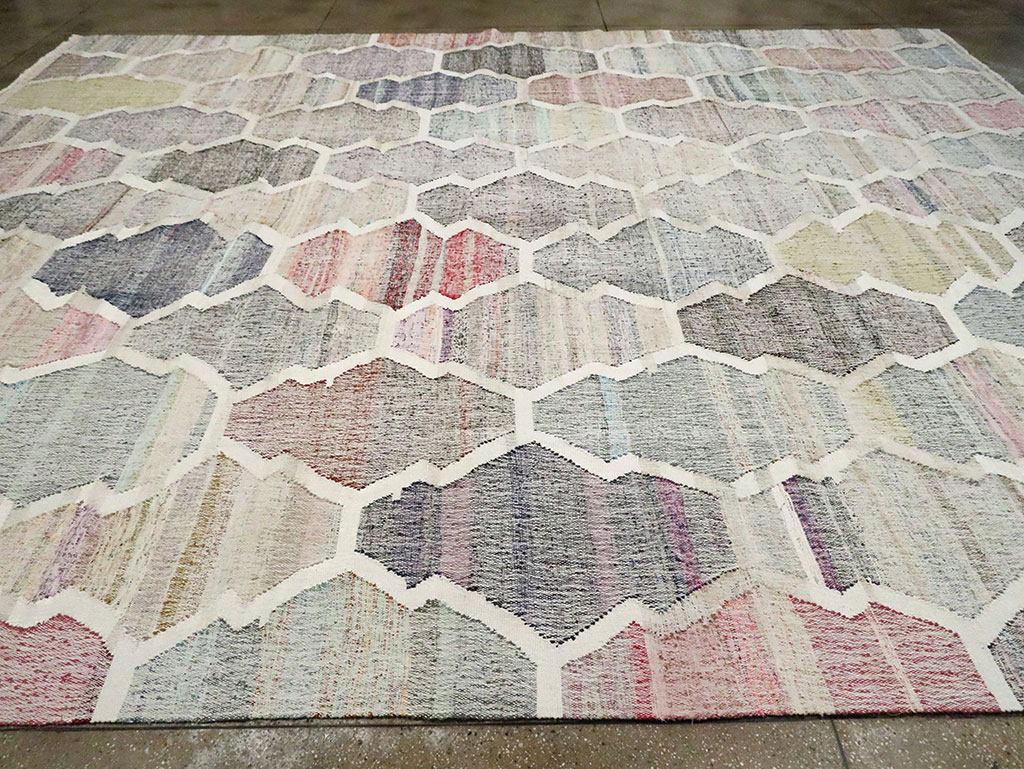 Contemporary Turkish Flatweave Kilim Large Room Size Carpet, No.30115 - Gss