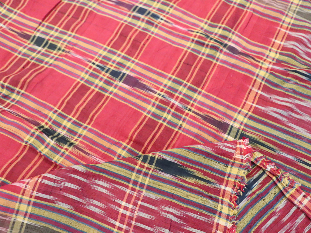 Vintage Persian Textile Fabric, No.30137 - Gss