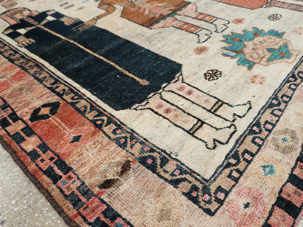 Vintage Persian Bakhtiari Pictorial Rug, No.30143 - Gss