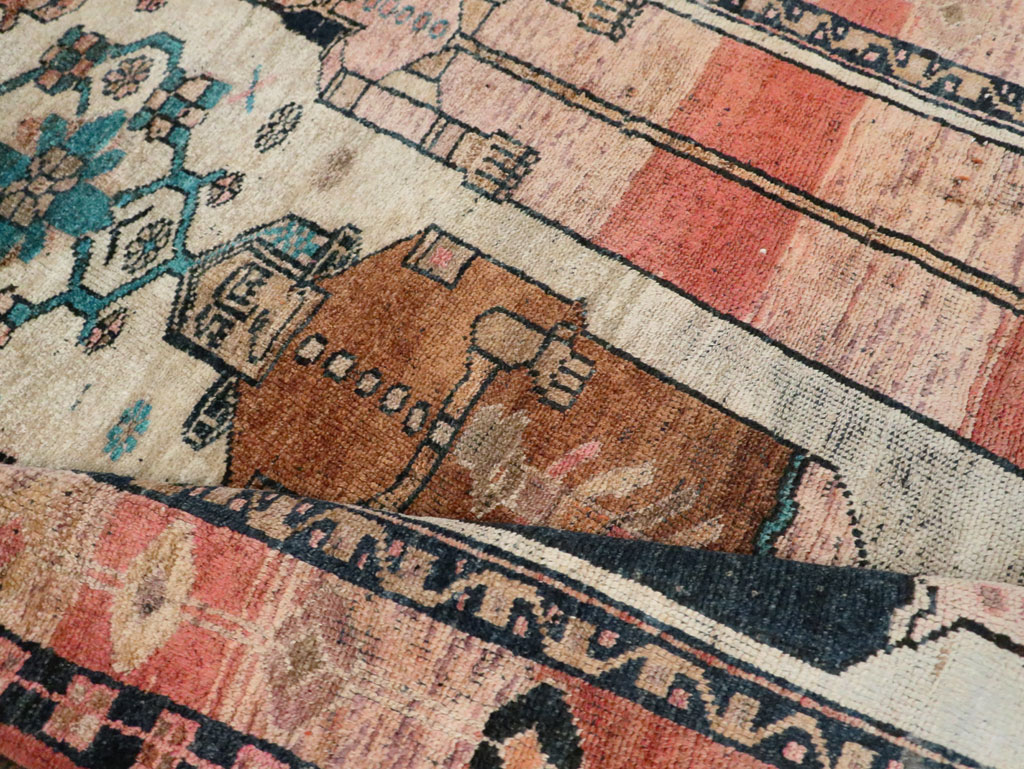 Vintage Persian Bakhtiari Pictorial Rug, No.30143 - Gss