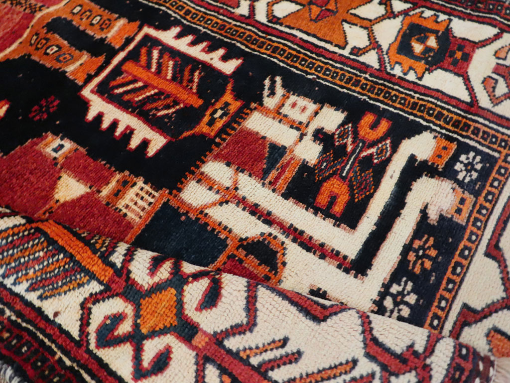 Vintage Persian Pictorial Bakhtiari Rug, No.30145 - Gss