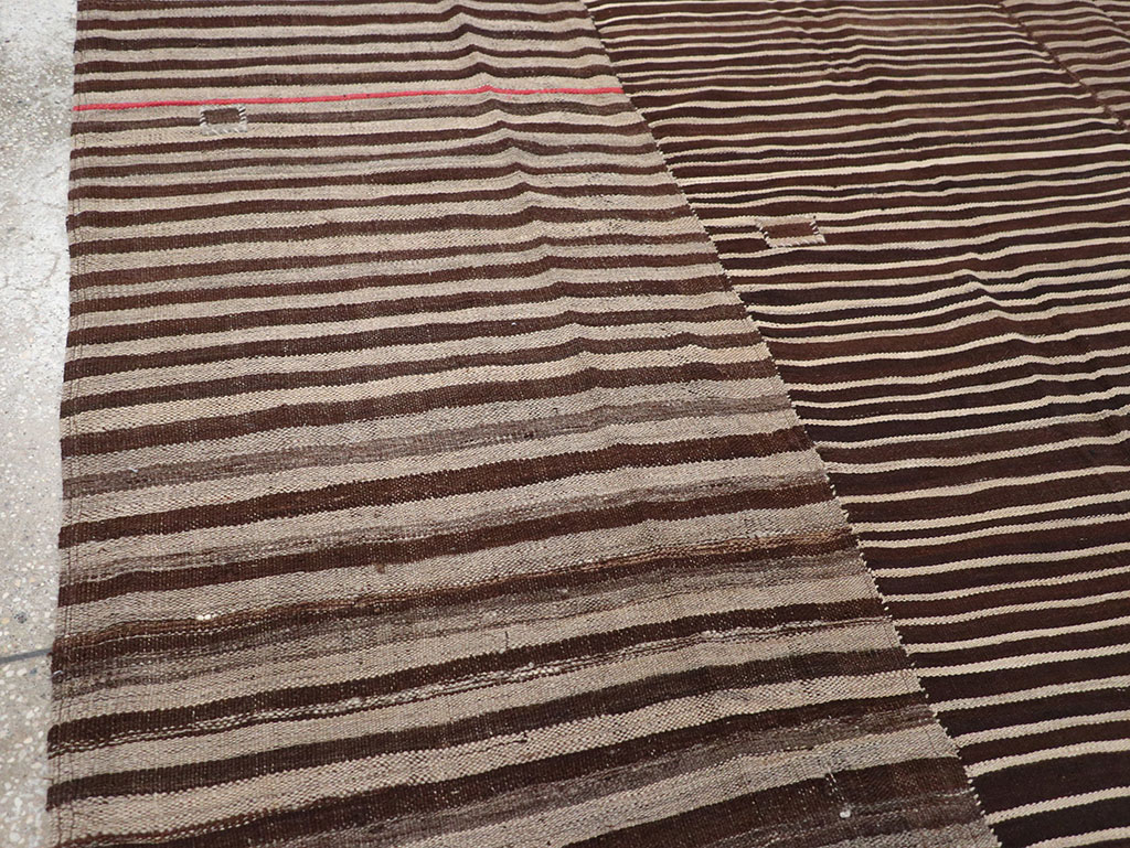 Vintage Persian Flatweave Kilim Accent Rug, No.30150 - Gss