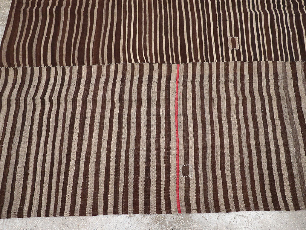 Vintage Persian Flatweave Kilim Accent Rug, No.30150 - Gss