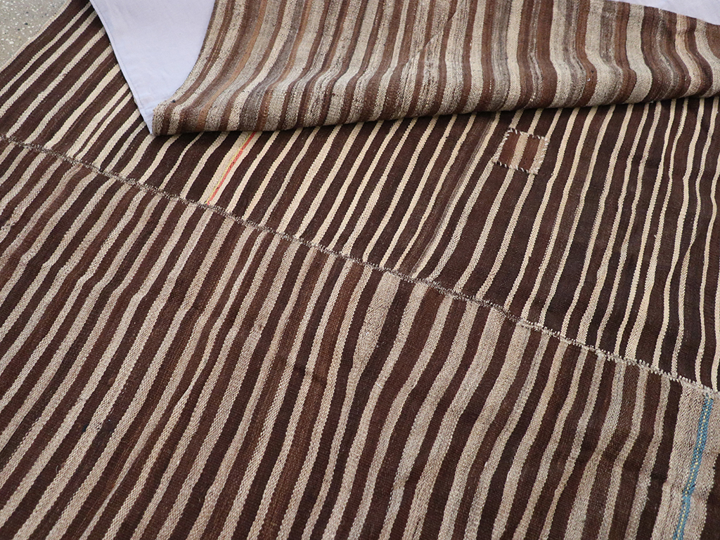 Vintage Persian Flatweave Kilim Accent Rug, No.30150 - Gss