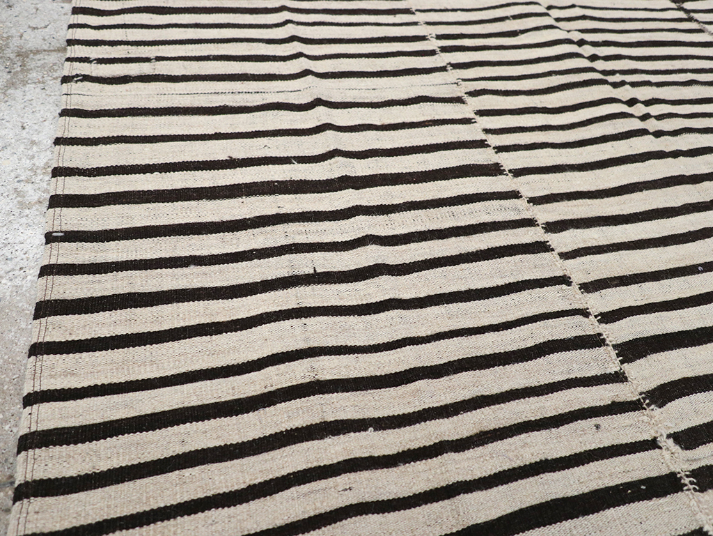 Vintage Persian Flatweave Kilim Accent Rug, No.30157 - Gss