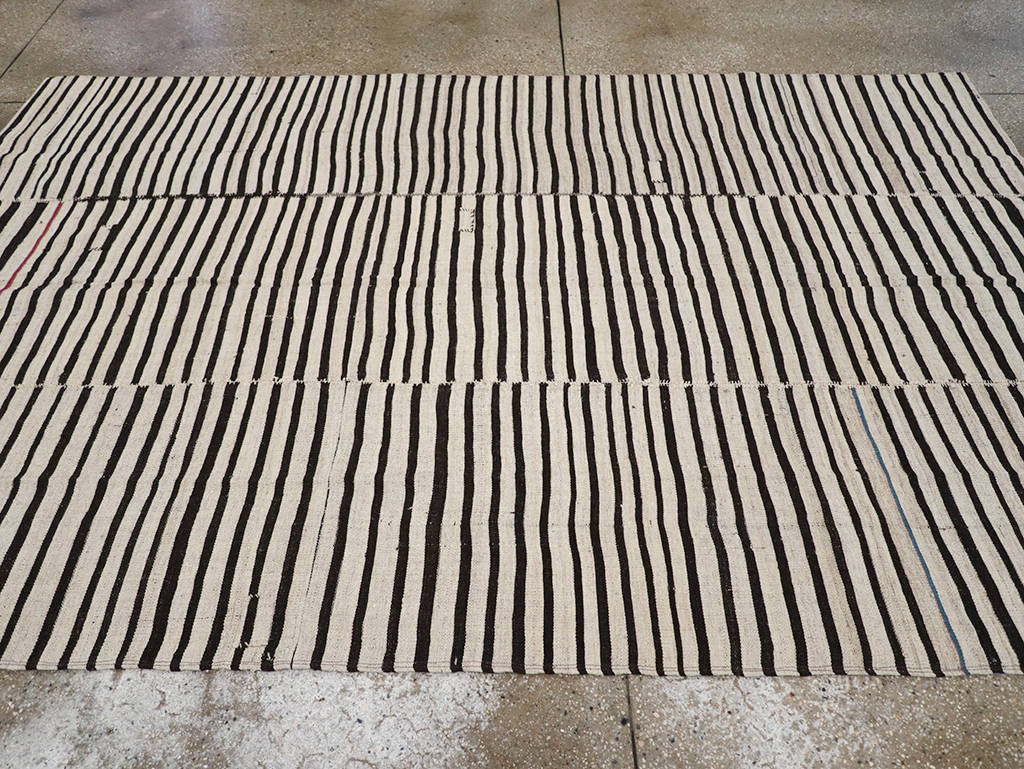 Vintage Persian Flatweave Kilim Accent Rug, No.30157 - Gss