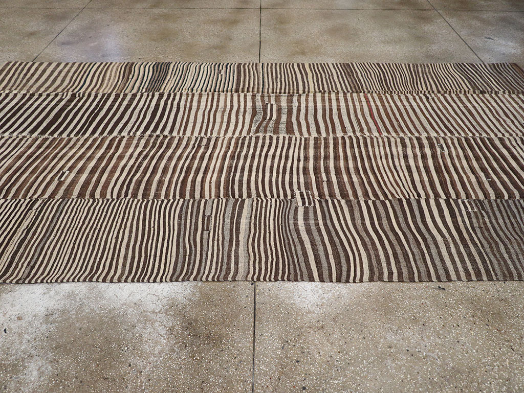 Vintage Persian Flatweave Kilim Room Size Carpet, No.30161 - Gss