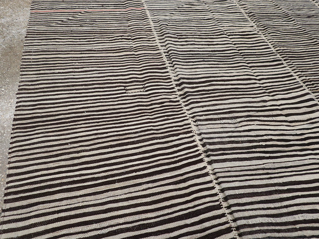 Vintage Persian Flatweave Kilim Accent Carpet, No.30162 - Gss