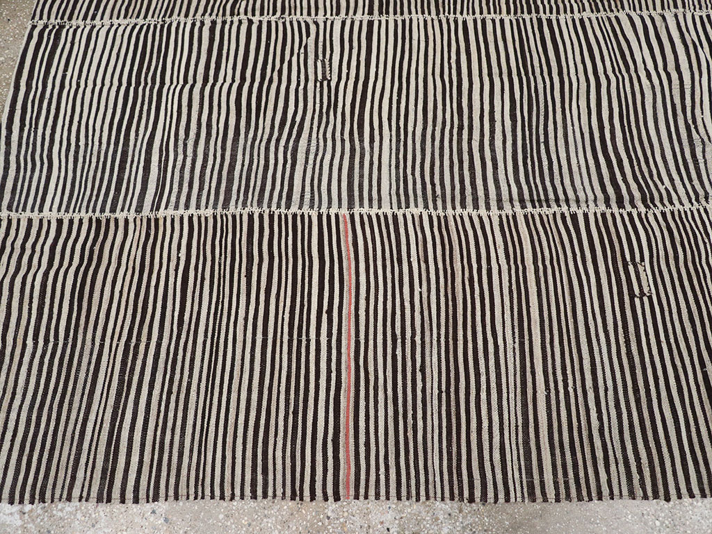 Vintage Persian Flatweave Kilim Accent Carpet, No.30162 - Gss