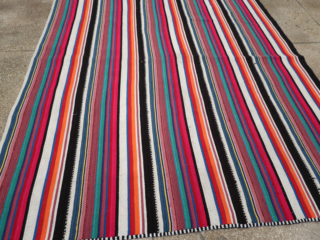 Vintage Turkish Flatweave Kilim Accent Rug, No.30165 - Gss