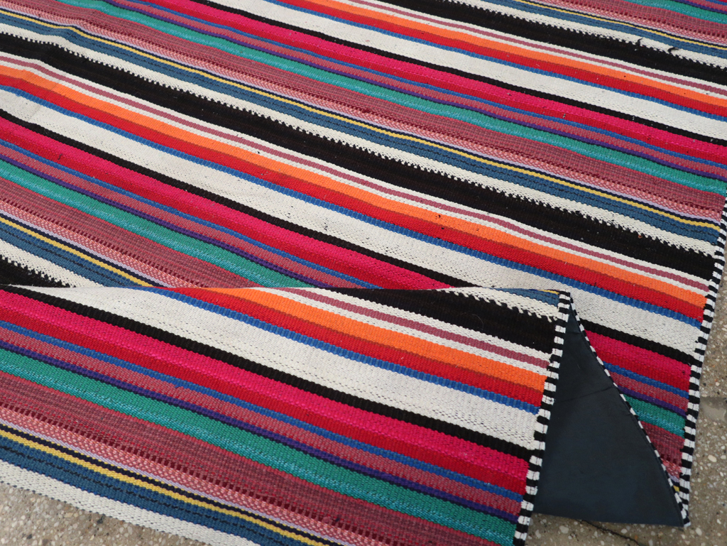 Vintage Turkish Flatweave Kilim Accent Rug, No.30165 - Gss