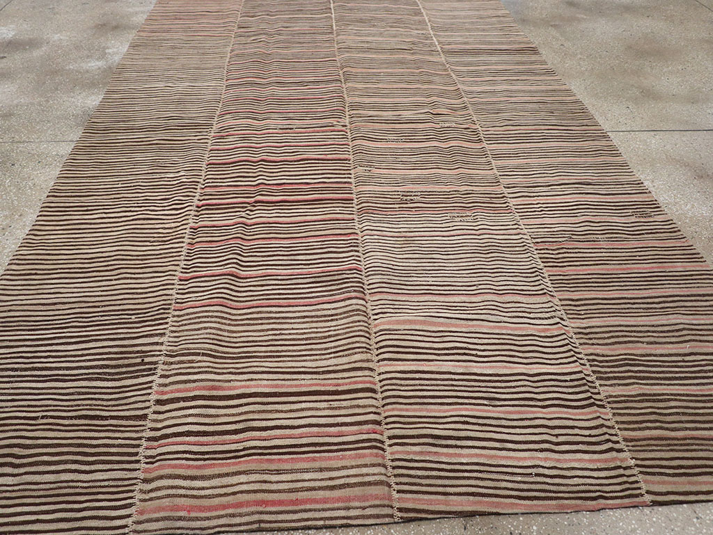 Vintage Persian Flatweave Kilim Room Size Carpet, No.30171 - Gss