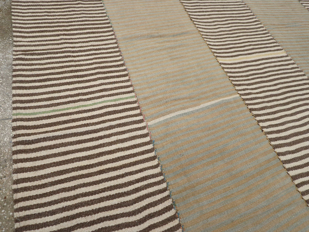 Modern Turkish Flatweave Kilim Room Size Carpet, No.30172 - Gss