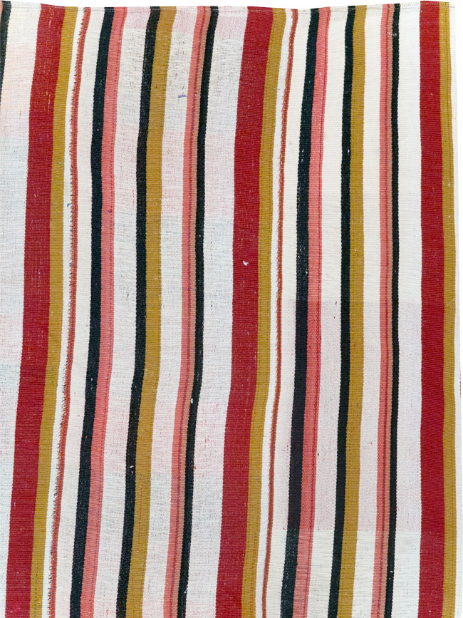 Vintage Turkish Kilim Accent Rug, No.30173 - Gss