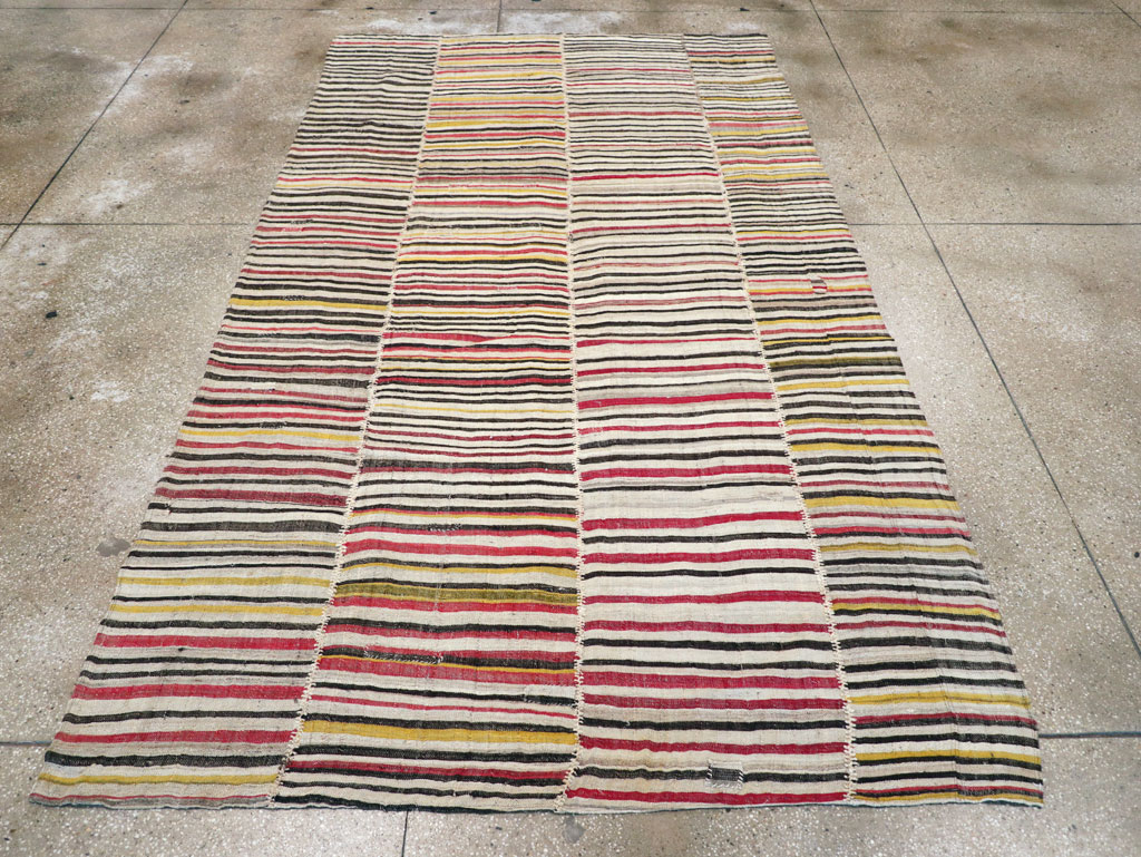Vintage Persian Flatweave Kilim Accent Rug, No.30174 - Gss