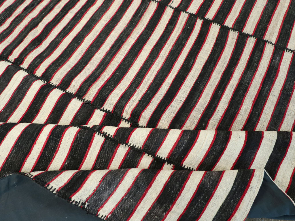 Vintage Persian Flatweave Kilim Accent Carpet, No.30176 - Gss