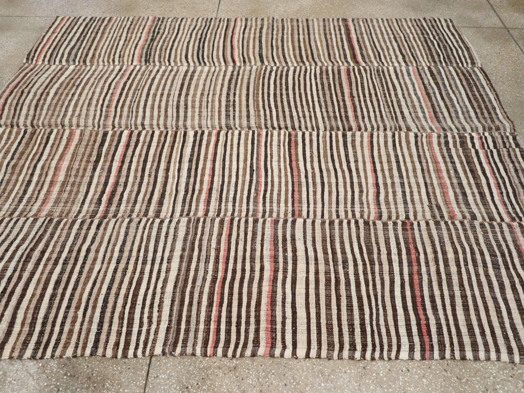 Vintage Persian Mazandaran Kilim Accent Carpet, No.30178 - Gss