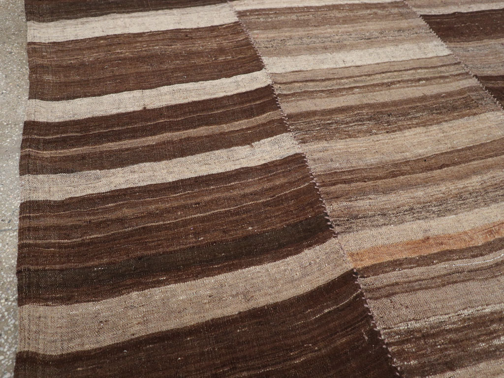 Contemporary Turkish Flatweave Kilim Small Room Size Carpet, No.30181 - Gss