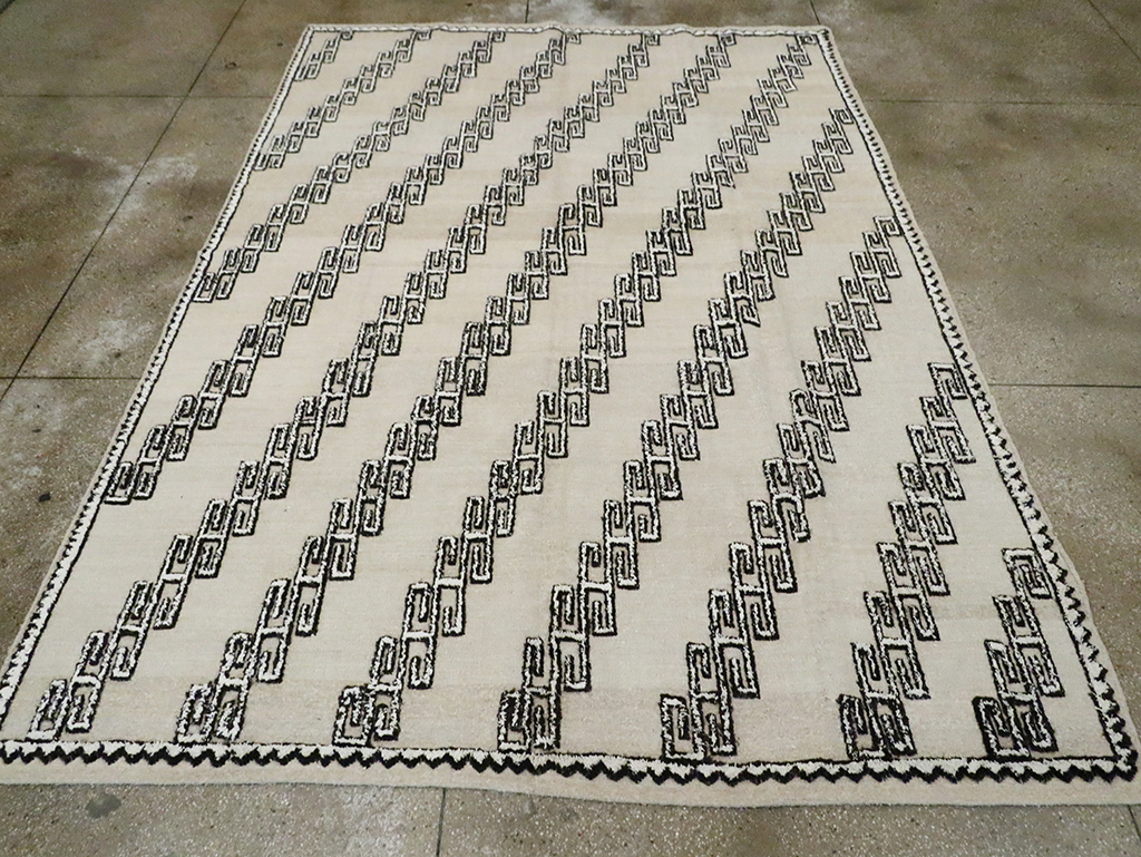 Contemporary Turkish Room Size Carpet, No.30186 - Gss