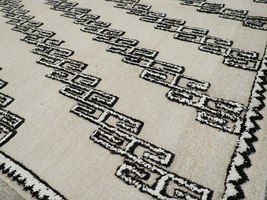 Contemporary Turkish Room Size Carpet, No.30186 - Gss