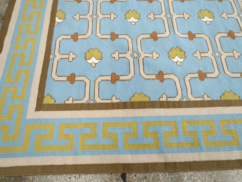 Contemporary Indian Flatweave Dhurrie Room Size Carpet, No.30199 - Gss