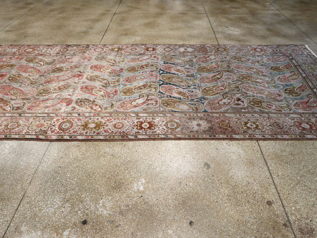 Antique Persian Malayer Gallery Carpet, No.30208 - Gss