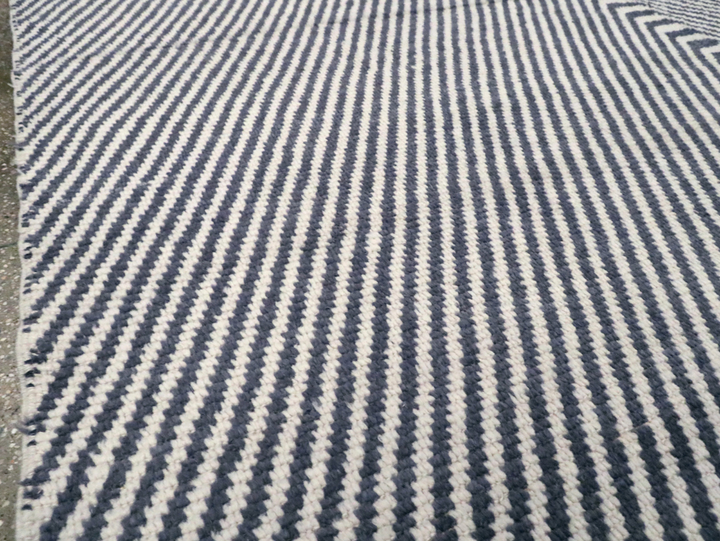 Modern Turkish Room Size Carpet, No.30216 - Gss