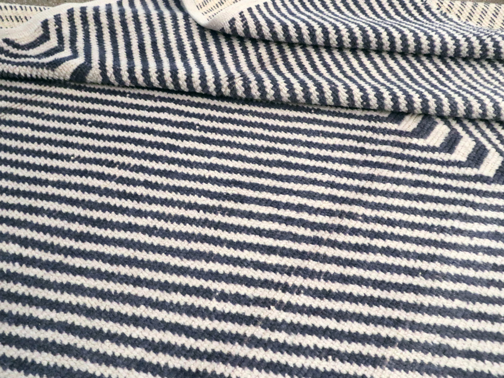 Modern Turkish Room Size Carpet, No.30216 - Gss